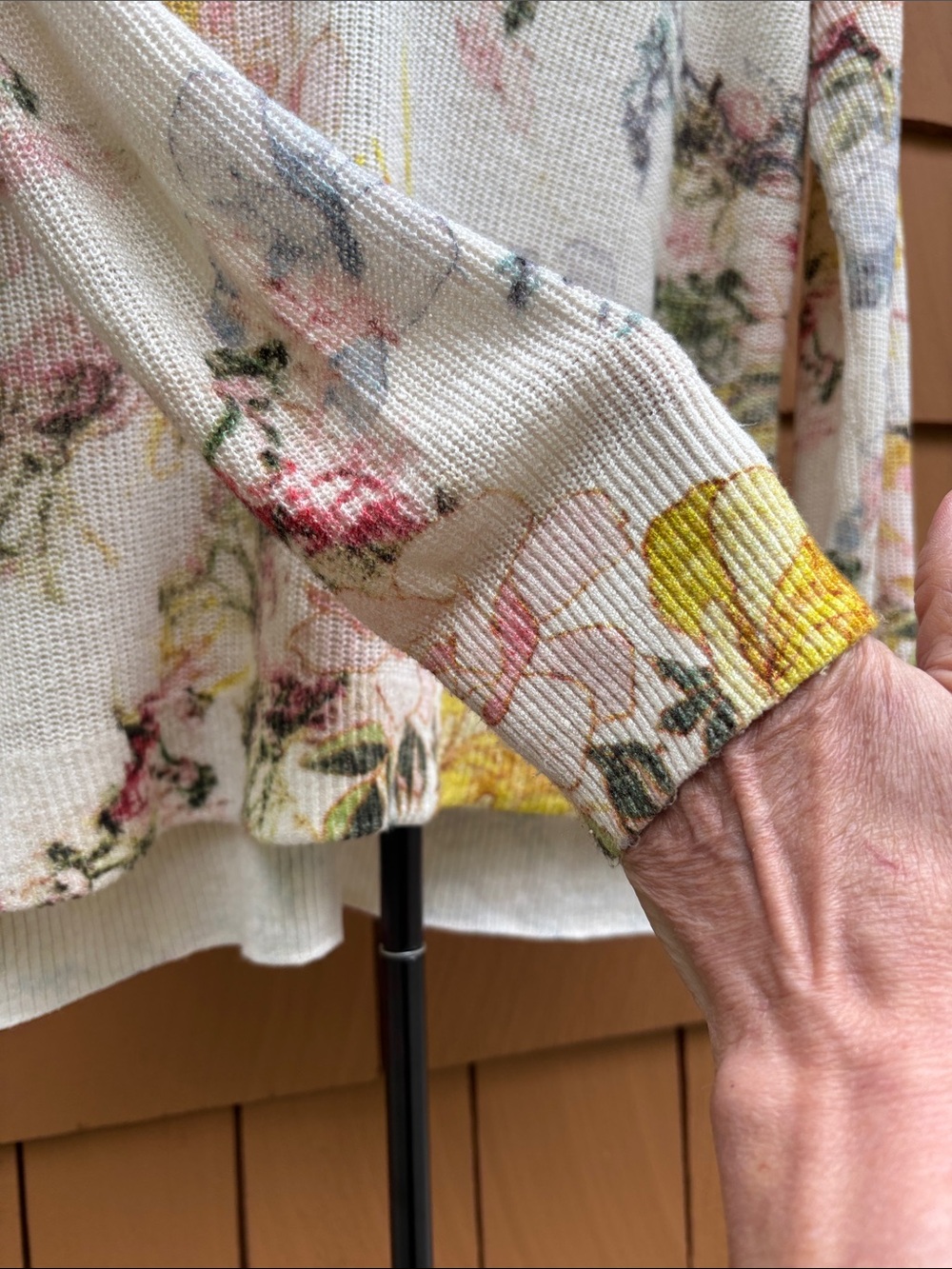 By ANTHROPOLOGIE | Cream Floral Linen Blend Cottagecore V Neck Sweater | Size XS - Picture 6 of 8